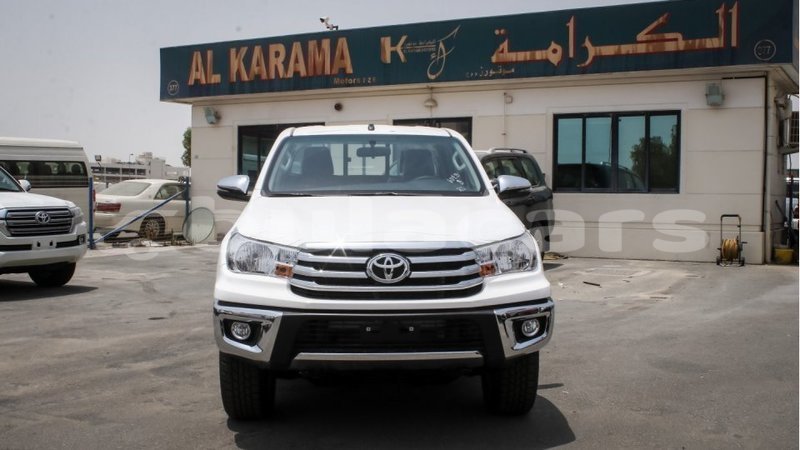 Big with watermark toyota hilux central import dubai 6559