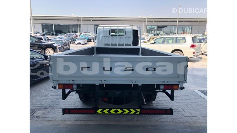 Big with watermark mitsubishi carisma central import dubai 6560