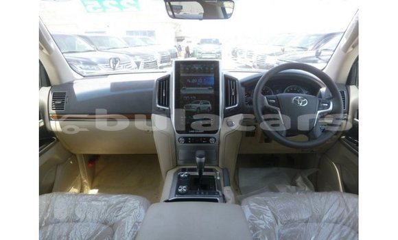 Buy Import Toyota Land Cruiser Black Car in Import - Dubai in Central Buy Import Toyota Land Cruiser Black Car in Import - Dubai in Central
