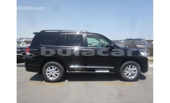 Buy Import Toyota Land Cruiser Black Car in Import - Dubai in Central Buy Import Toyota Land Cruiser Black Car in Import - Dubai in Central