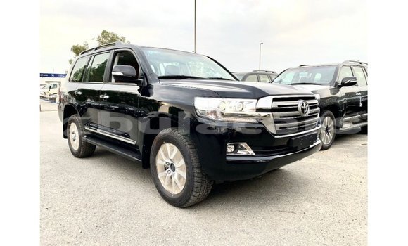 Acheter Import Voiture Toyota Land Cruiser Noir à Import - Dubai, Central Acheter Import Voiture Toyota Land Cruiser Noir à Import - Dubai, Central