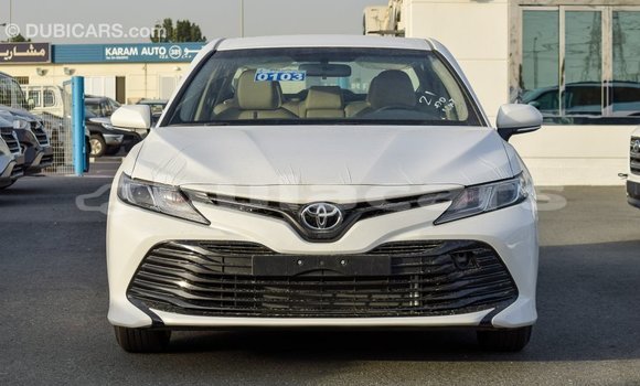 Buy Import Toyota Camry White Car in Import - Dubai in Central Buy Import Toyota Camry White Car in Import - Dubai in Central
