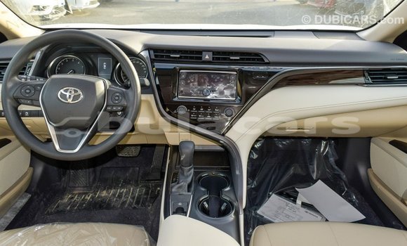 Buy Import Toyota Camry White Car in Import - Dubai in Central Buy Import Toyota Camry White Car in Import - Dubai in Central