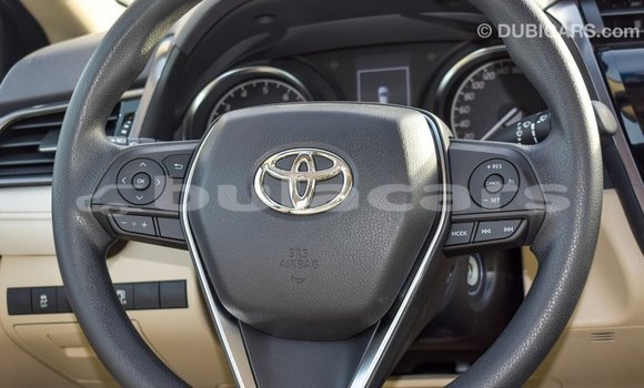 Buy Import Toyota Camry White Car in Import - Dubai in Central Buy Import Toyota Camry White Car in Import - Dubai in Central