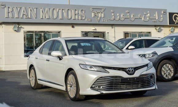 Buy Import Toyota Camry White Car in Import - Dubai in Central Buy Import Toyota Camry White Car in Import - Dubai in Central