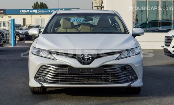Buy Import Toyota Camry White Car in Import - Dubai in Central Buy Import Toyota Camry White Car in Import - Dubai in Central