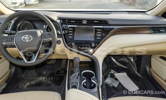 Buy Import Toyota Camry White Car in Import - Dubai in Central Buy Import Toyota Camry White Car in Import - Dubai in Central