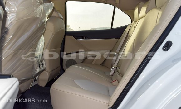 Buy Import Toyota Camry White Car in Import - Dubai in Central Buy Import Toyota Camry White Car in Import - Dubai in Central