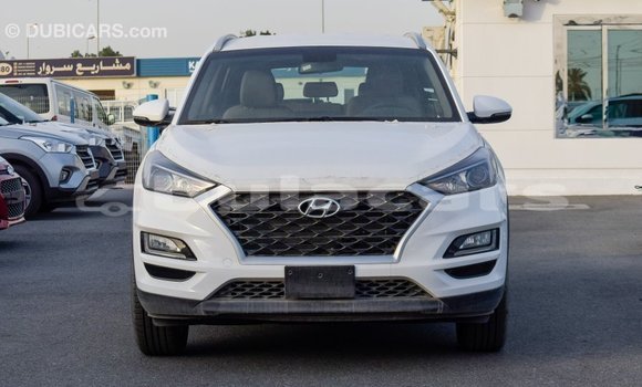 Buy Import Hyundai Tucson White Car in Import - Dubai in Central Buy Import Hyundai Tucson White Car in Import - Dubai in Central
