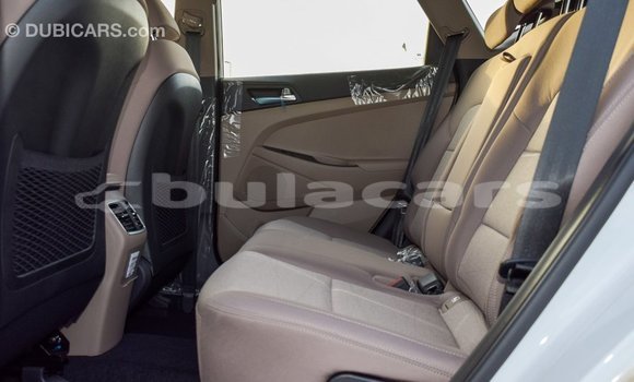 Buy Import Hyundai Tucson White Car in Import - Dubai in Central Buy Import Hyundai Tucson White Car in Import - Dubai in Central