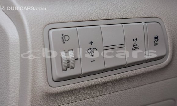 Buy Import Hyundai Tucson White Car in Import - Dubai in Central Buy Import Hyundai Tucson White Car in Import - Dubai in Central