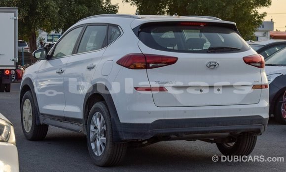 Buy Import Hyundai Tucson White Car in Import - Dubai in Central Buy Import Hyundai Tucson White Car in Import - Dubai in Central