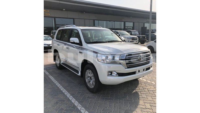 Big with watermark toyota land cruiser central import dubai 6588