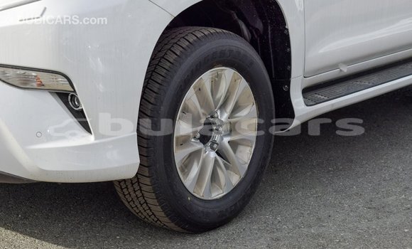Buy Import Lexus GX White Car in Import - Dubai in Central Buy Import Lexus GX White Car in Import - Dubai in Central