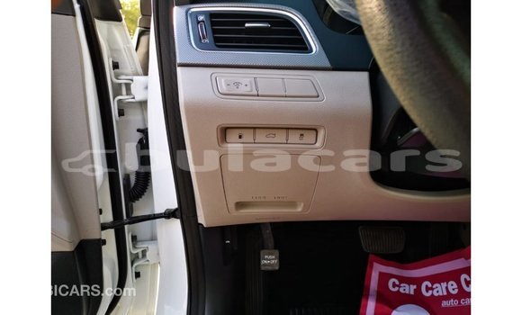 Acheter Import Voiture Hyundai Sonata Blanc à Import - Dubai, Central Acheter Import Voiture Hyundai Sonata Blanc à Import - Dubai, Central