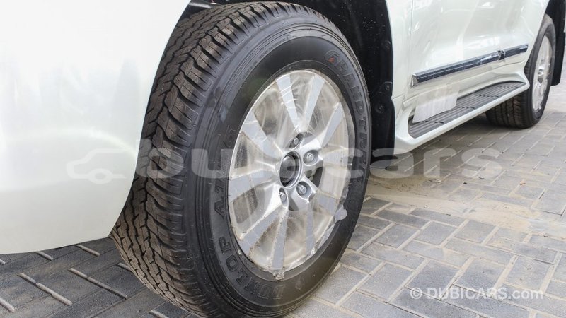 Big with watermark toyota land cruiser central import dubai 6600