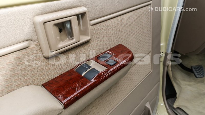 Big with watermark toyota land cruiser central import dubai 6601