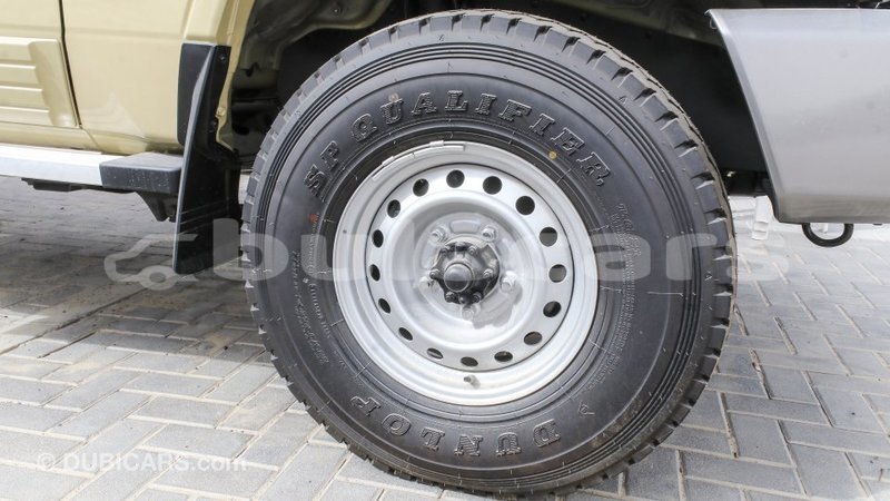 Big with watermark toyota land cruiser central import dubai 6601