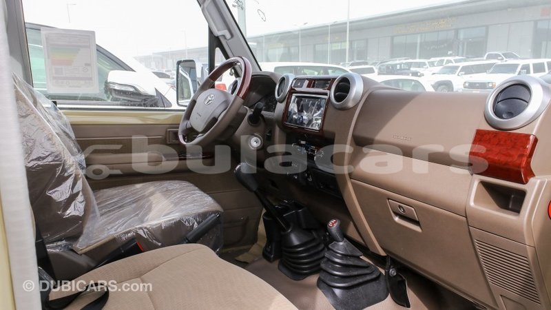 Big with watermark toyota land cruiser central import dubai 6602