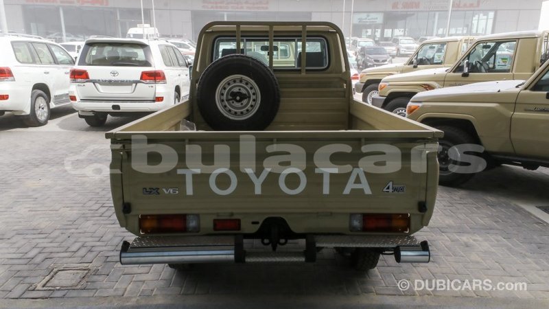 Big with watermark toyota land cruiser central import dubai 6602