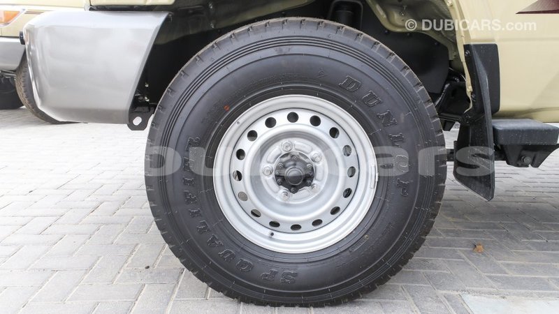 Big with watermark toyota land cruiser central import dubai 6602