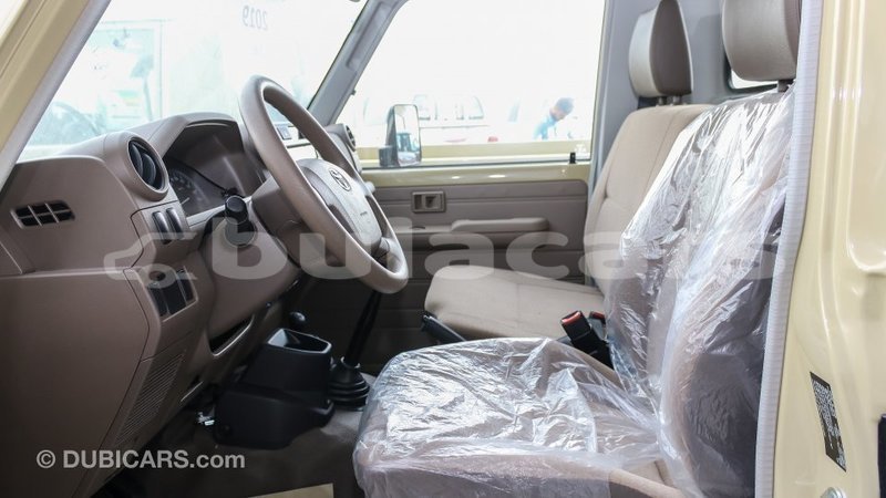 Big with watermark toyota land cruiser central import dubai 6603