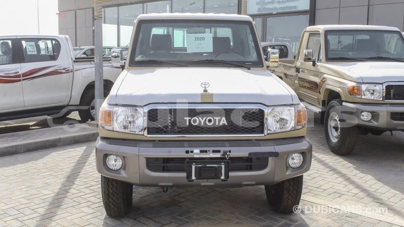Big with watermark toyota land cruiser central import dubai 6606
