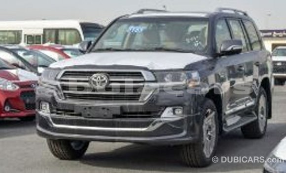 Buy Import Toyota Land Cruiser Grey Car in Import - Dubai in Central Buy Import Toyota Land Cruiser Grey Car in Import - Dubai in Central