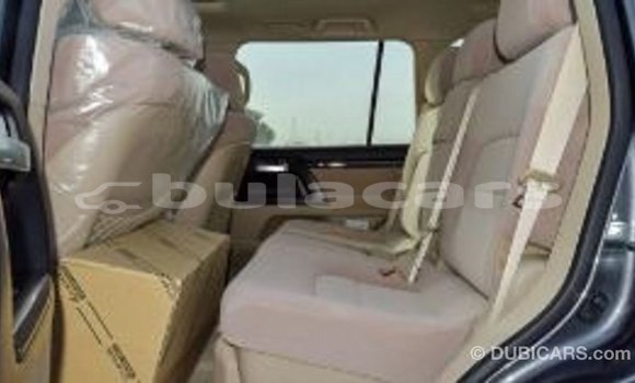 Buy Import Toyota Land Cruiser Grey Car in Import - Dubai in Central Buy Import Toyota Land Cruiser Grey Car in Import - Dubai in Central