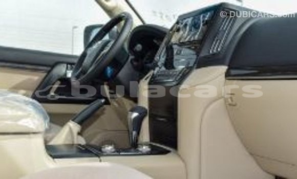 Buy Import Toyota Land Cruiser Grey Car in Import - Dubai in Central Buy Import Toyota Land Cruiser Grey Car in Import - Dubai in Central