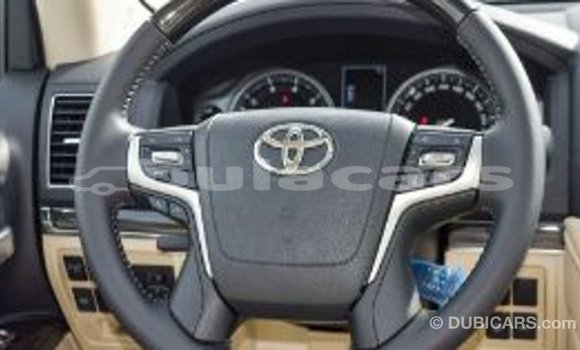 Buy Import Toyota Land Cruiser Grey Car in Import - Dubai in Central Buy Import Toyota Land Cruiser Grey Car in Import - Dubai in Central