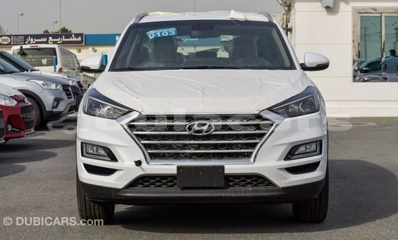 Buy Import Hyundai Tucson White Car in Import - Dubai in Central Buy Import Hyundai Tucson White Car in Import - Dubai in Central