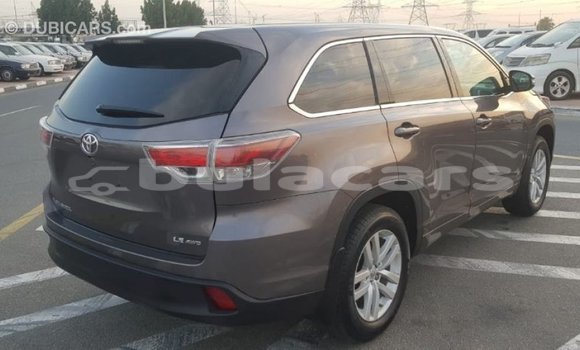 Buy Import Toyota Highlander Grey Car in Import - Dubai in Central Buy Import Toyota Highlander Grey Car in Import - Dubai in Central