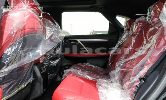 Acheter Import Voiture Lexus RX 300 Noir à Import - Dubai, Central Acheter Import Voiture Lexus RX 300 Noir à Import - Dubai, Central