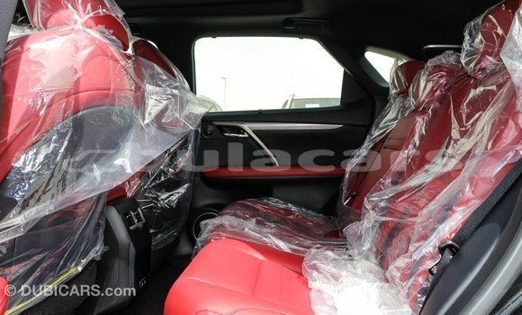 Acheter Import Voiture Lexus RX 300 Blanc à Import - Dubai, Central Acheter Import Voiture Lexus RX 300 Blanc à Import - Dubai, Central