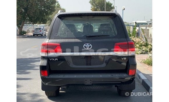 Buy Import Toyota Land Cruiser Black Car in Import - Dubai in Central Buy Import Toyota Land Cruiser Black Car in Import - Dubai in Central