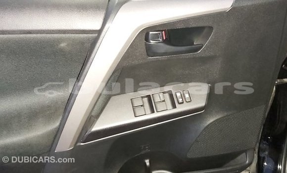 Acheter Import Voiture Toyota 4Runner Noir à Import - Dubai, Central Acheter Import Voiture Toyota 4Runner Noir à Import - Dubai, Central