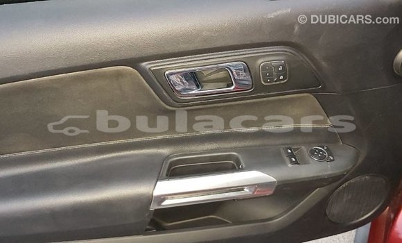 Acheter Import Voiture Ford Mustang Rouge à Import - Dubai, Central Acheter Import Voiture Ford Mustang Rouge à Import - Dubai, Central