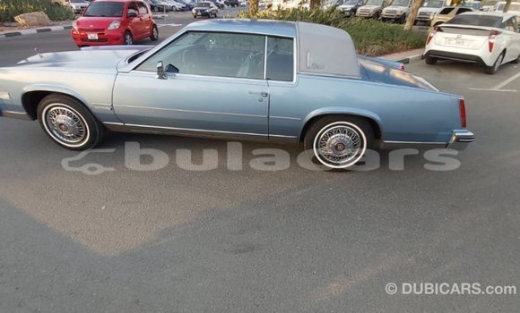 Acheter Import Voiture Cadillac Eldorado Bleu à Import - Dubai, Central Acheter Import Voiture Cadillac Eldorado Bleu à Import - Dubai, Central