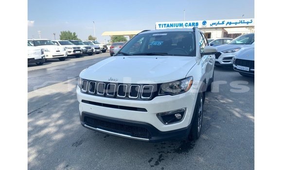 Acheter Import Voiture Jeep Compass Blanc à Import - Dubai, Central