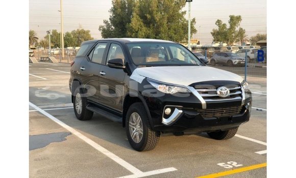 Buy Import Toyota Fortuner Black Car in Import - Dubai in Central Buy Import Toyota Fortuner Black Car in Import - Dubai in Central