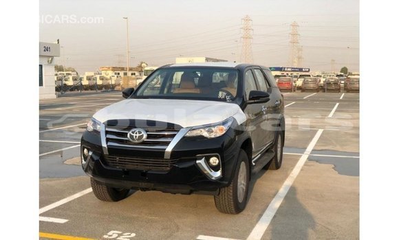 Buy Import Toyota Fortuner Black Car in Import - Dubai in Central Buy Import Toyota Fortuner Black Car in Import - Dubai in Central