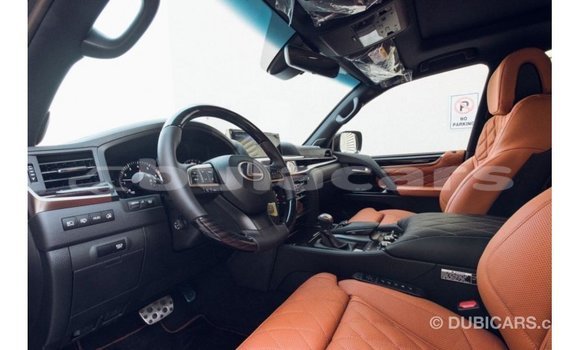 Acheter Import Voiture Lexus LX Noir à Import - Dubai, Central Acheter Import Voiture Lexus LX Noir à Import - Dubai, Central