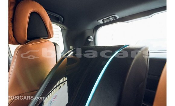 Acheter Import Voiture Lexus LX Noir à Import - Dubai, Central Acheter Import Voiture Lexus LX Noir à Import - Dubai, Central