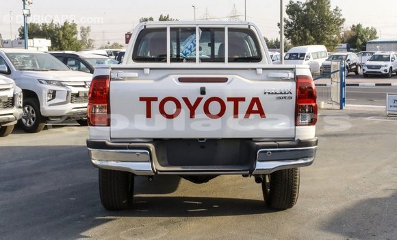 Buy Import Toyota Hilux White Car in Import - Dubai in Central Buy Import Toyota Hilux White Car in Import - Dubai in Central