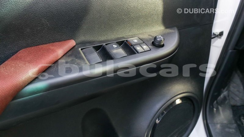 Big with watermark toyota hilux central import dubai 6652