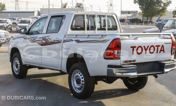 Buy Import Toyota Hilux White Car in Import - Dubai in Central Buy Import Toyota Hilux White Car in Import - Dubai in Central