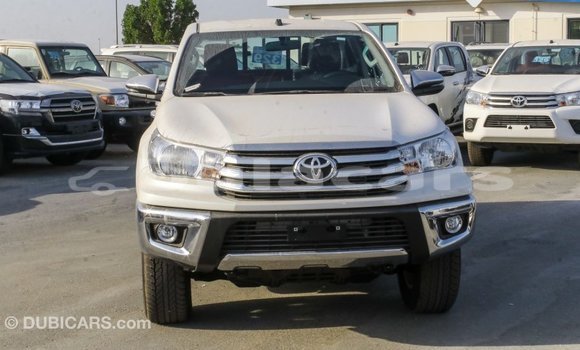 Buy Import Toyota Hilux White Car in Import - Dubai in Central Buy Import Toyota Hilux White Car in Import - Dubai in Central