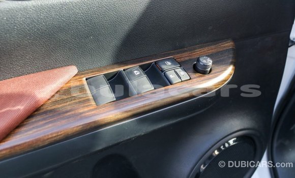 Buy Import Toyota Hilux White Car in Import - Dubai in Central Buy Import Toyota Hilux White Car in Import - Dubai in Central