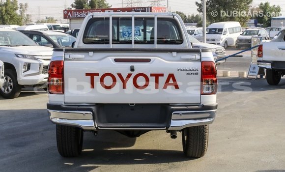 Buy Import Toyota Hilux White Car in Import - Dubai in Central Buy Import Toyota Hilux White Car in Import - Dubai in Central
